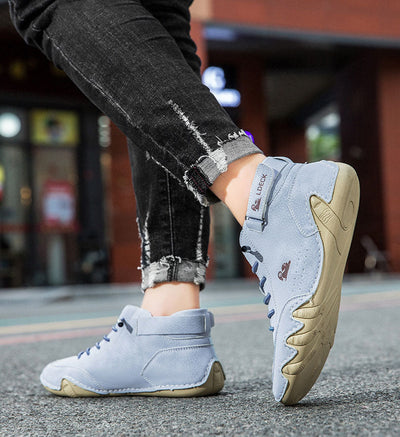 Unisex Leather Lace-Up Mid-Top Casual Sneakers
